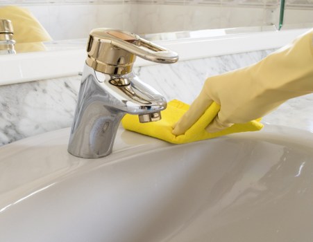 Local cleaning support for an apartment in Kingston